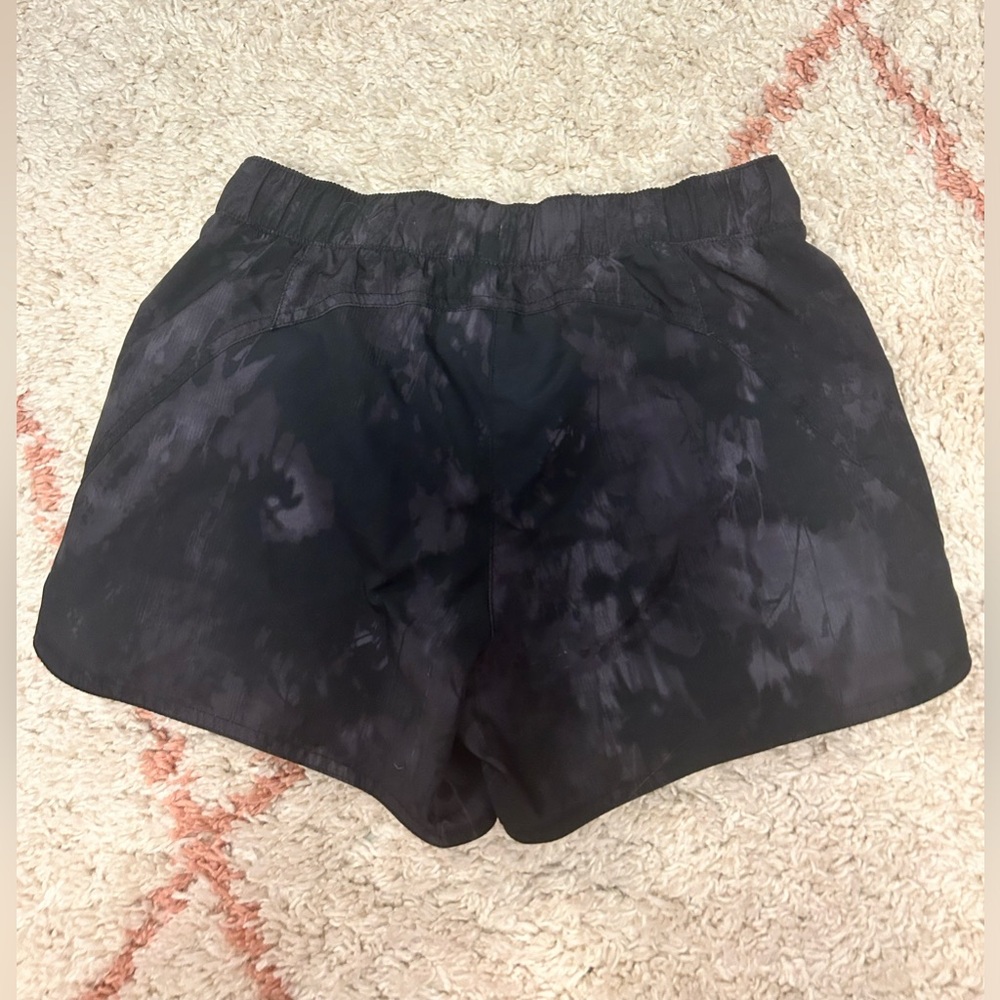 Old navy active kids XL short.